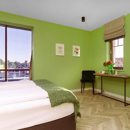 Kamienica Portowa Aparthotel Mikołajki Bagian luar foto