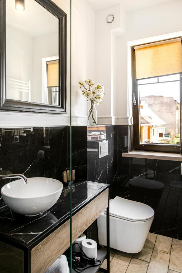 Kamienica Portowa Aparthotel Mikołajki Bagian luar foto