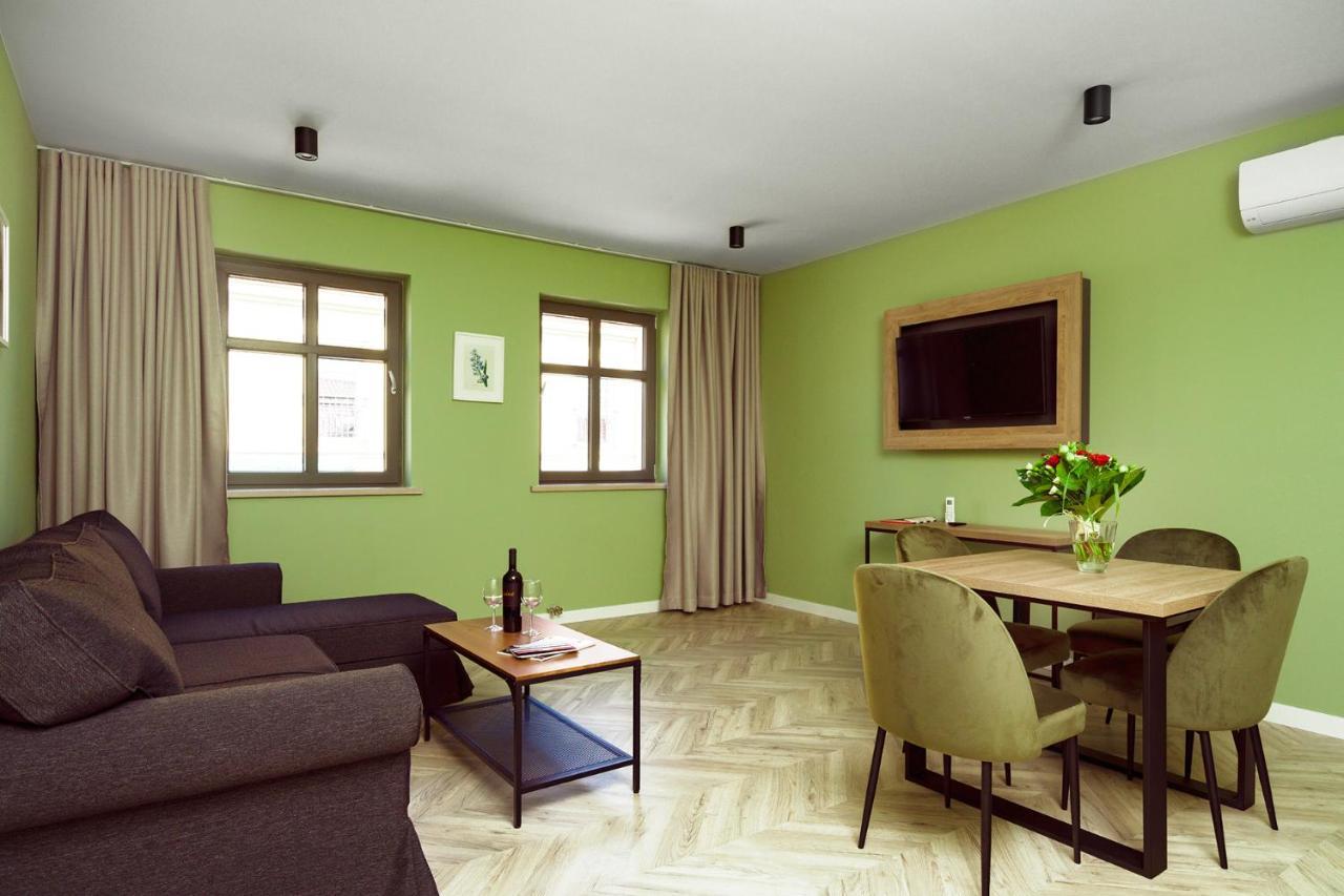 Kamienica Portowa Aparthotel Mikołajki Bagian luar foto